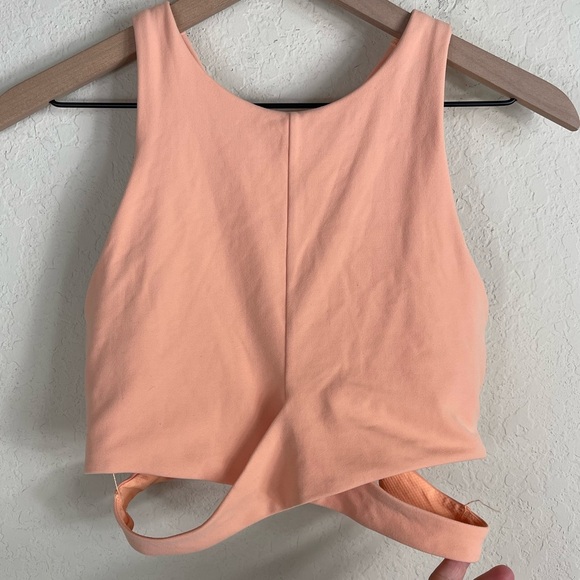 Athleta Conscious Crop Cut Out Bra Size Medium - Picture 2 of 7